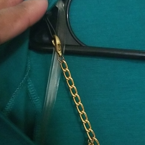 🌻LIPSTICK Gorgeous Blouse - Picture 5 of 5